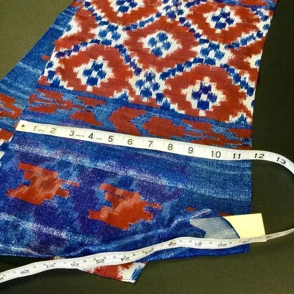 Liz Sinclair Womens Blue Geo Pattern Made in Italy Scarf NWT - Picture 3 of 7